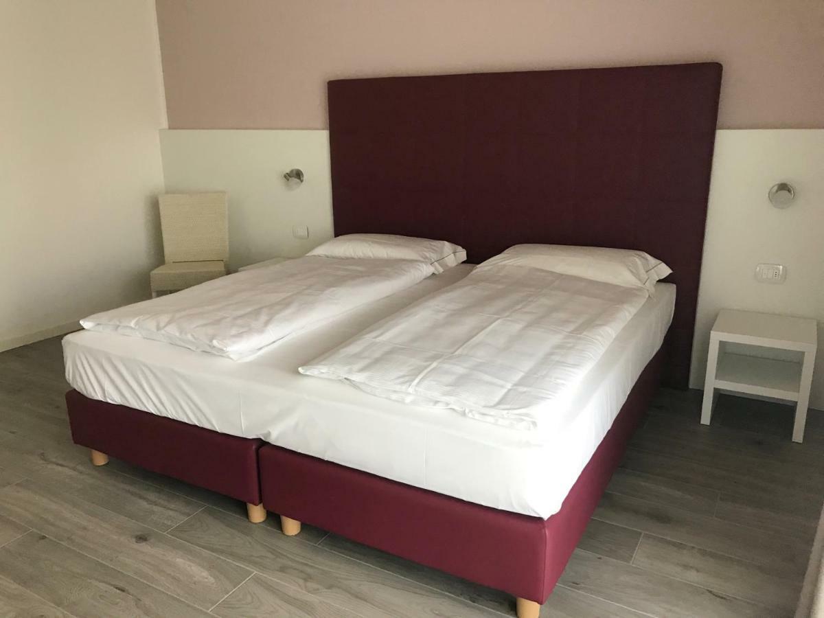 Maso Tobel Riva Del Garda Villa Exterior foto